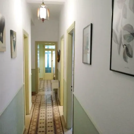 Iatros 4 ,detached House In The Center Of Appartement *