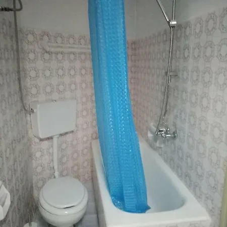 Iatros 4 ,detached House In The Center Of Appartement Patras