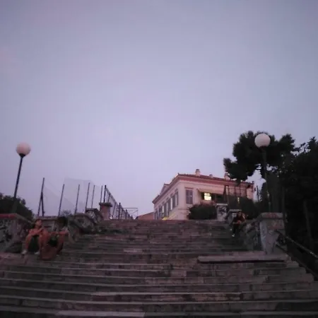 Iatros 4 ,detached House In The Center Of דירה *